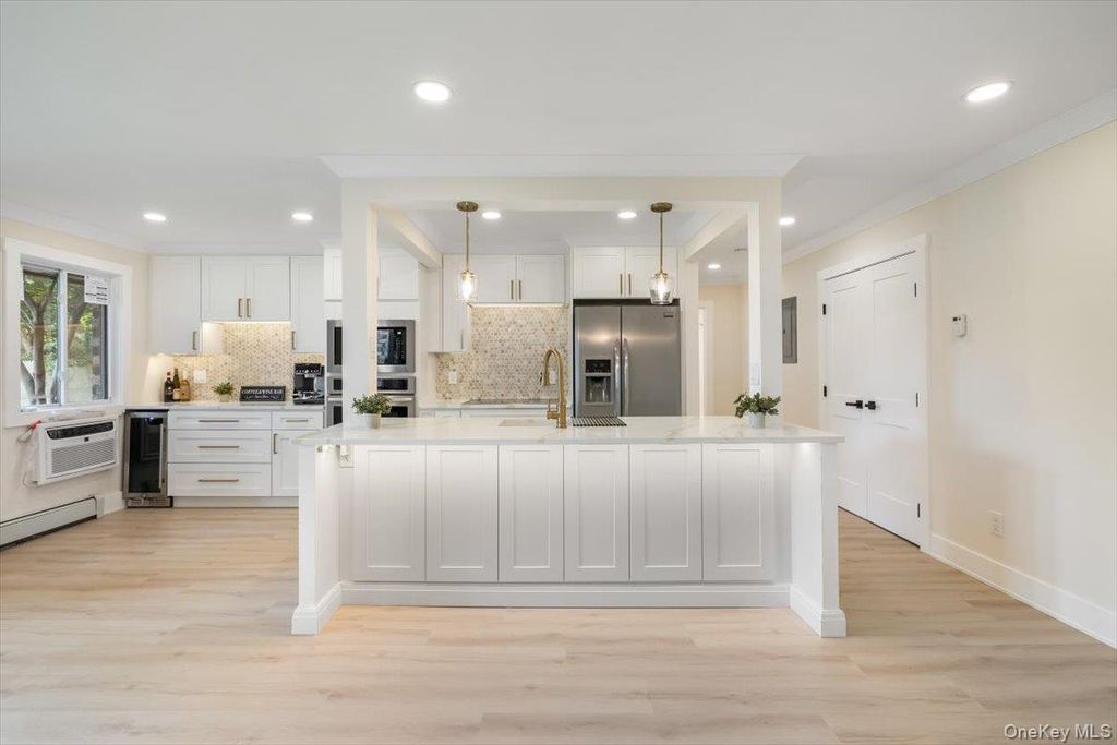 263 River Avenue 19, Patchogue, NY 11772 — photo 3