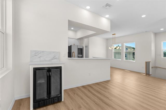 4234 4TH STREET S, St Petersburg, FL 33705