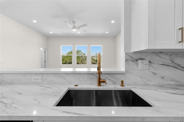 4234 4TH STREET S, St Petersburg, FL 33705