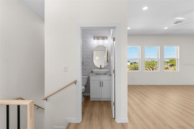 4234 4TH STREET S, St Petersburg, FL 33705