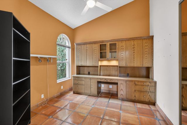 1404 Mahogany Place, Palm Beach Gardens, FL 33418