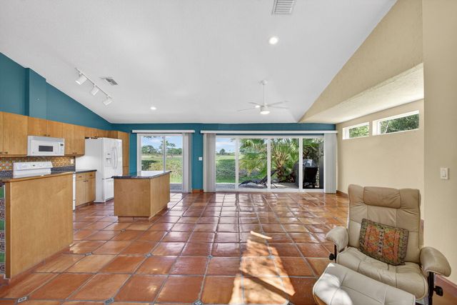 1404 Mahogany Place, Palm Beach Gardens, FL 33418