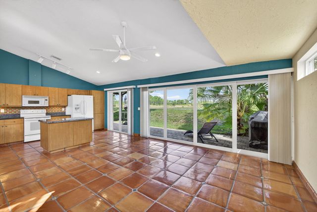 1404 Mahogany Place, Palm Beach Gardens, FL 33418