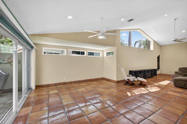 1404 Mahogany Place, Palm Beach Gardens, FL 33418