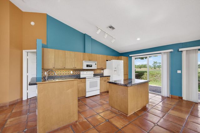 1404 Mahogany Place, Palm Beach Gardens, FL 33418