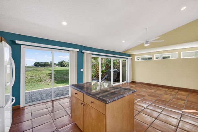 1404 Mahogany Place, Palm Beach Gardens, FL 33418