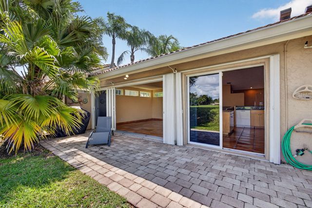 1404 Mahogany Place, Palm Beach Gardens, FL 33418