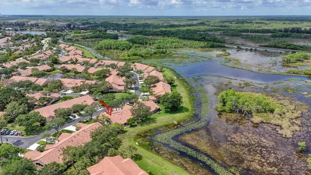 1404 Mahogany Place, Palm Beach Gardens, FL 33418