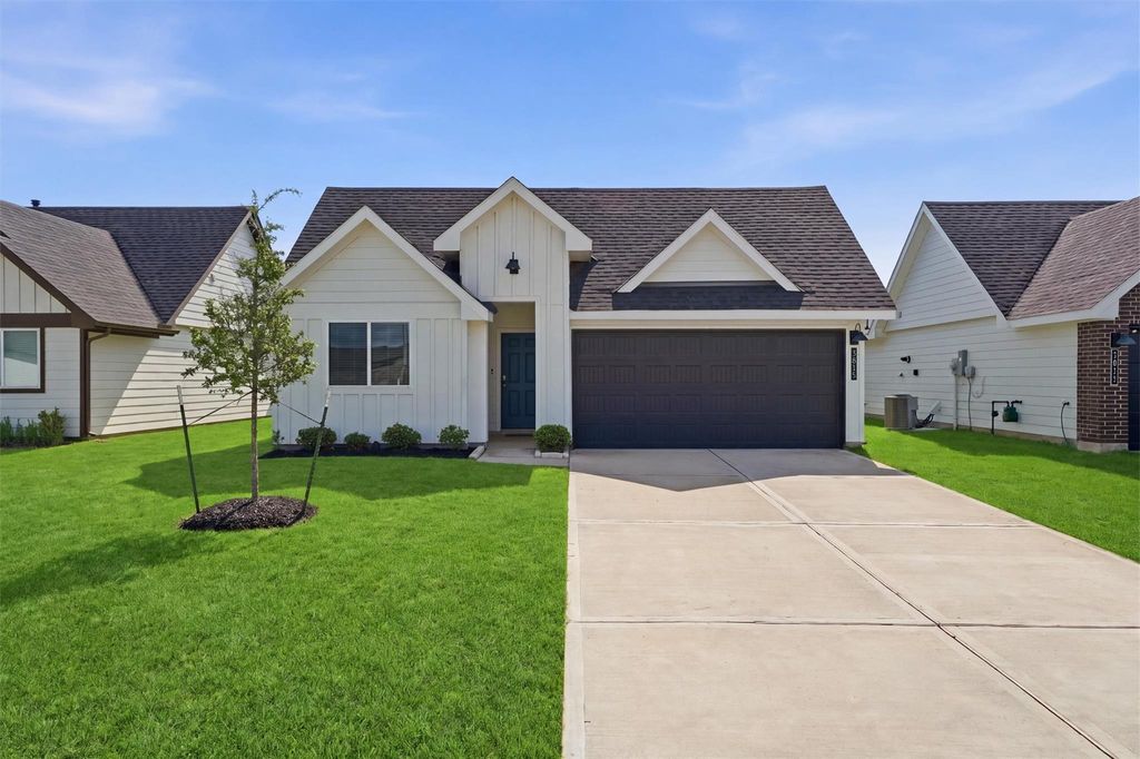 3815 Haydon Ridge Lane, Fulshear, TX 77441