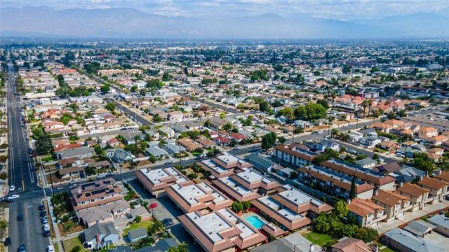 424 E Newmark B, Monterey Park, CA 91755