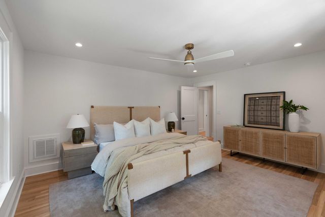 340 Molasses Lane, Mount Pleasant, SC 29464