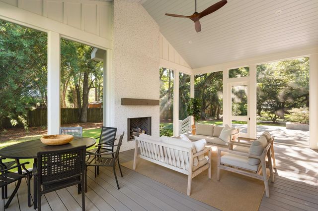340 Molasses Lane, Mount Pleasant, SC 29464