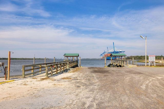 340 Molasses Lane, Mount Pleasant, SC 29464