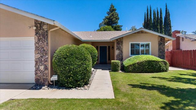 1016 Lillian Dr, Modesto, CA 95355