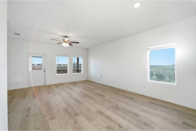 8528 Frostwood Heights, San Antonio, TX 78263