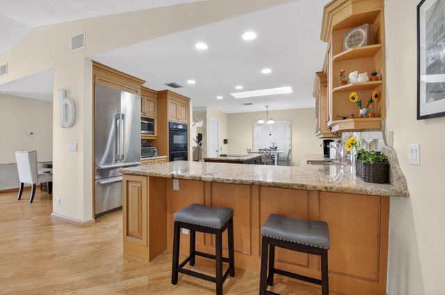 10185 Harbourtown Court, Boca Raton, FL 33498