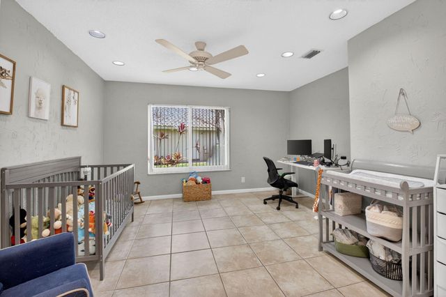 10185 Harbourtown Court, Boca Raton, FL 33498