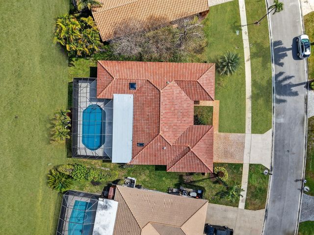 10185 Harbourtown Court, Boca Raton, FL 33498