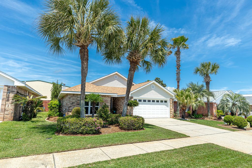 4643 Windstarr Drive, Destin, FL 32541