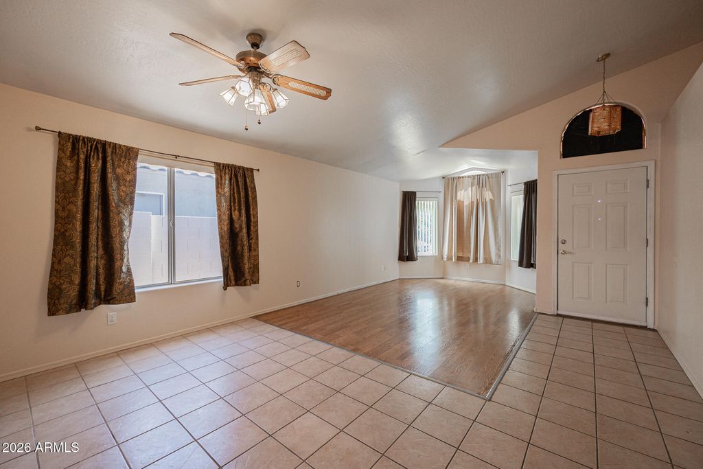 925 S SAILFISH Drive, Gilbert, AZ 85233 — photo 4