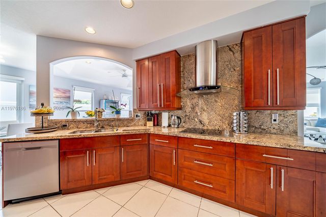 1547 Mariner Way 0, Hollywood, FL 33019