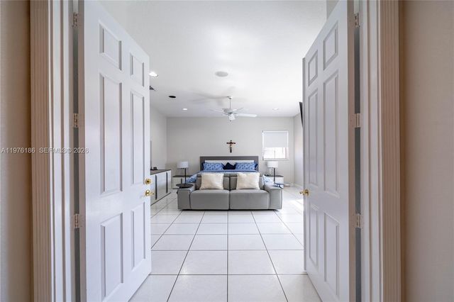 1547 Mariner Way 0, Hollywood, FL 33019