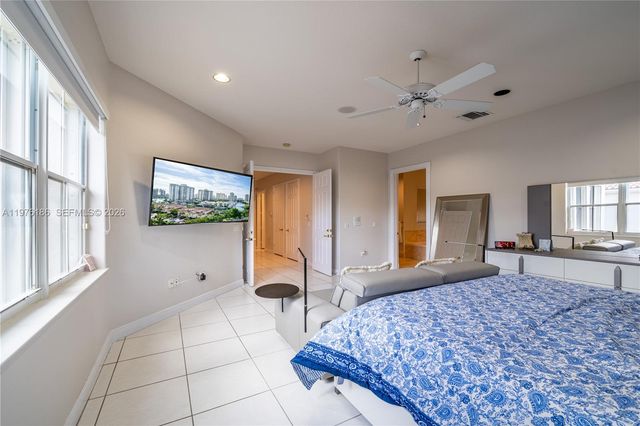 1547 Mariner Way 0, Hollywood, FL 33019