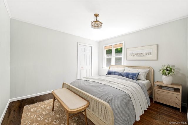 5 Oak Drive, Sag Harbor, NY 11963