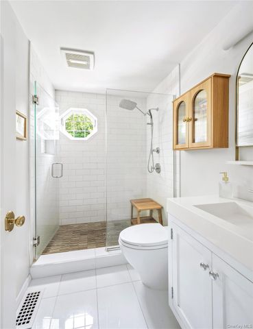 5 Oak Drive, Sag Harbor, NY 11963