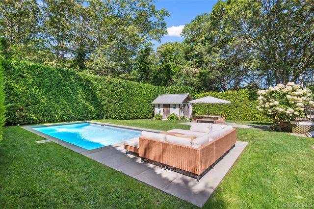 5 Oak Drive, Sag Harbor, NY 11963