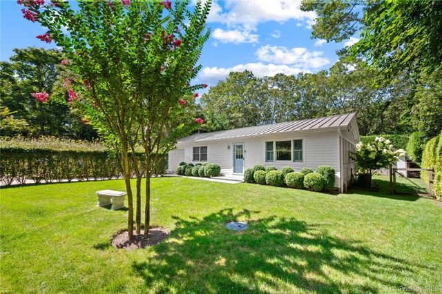 5 Oak Drive, Sag Harbor, NY 11963