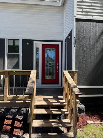 805 High Street, Manistee, MI 49660