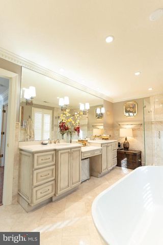 9 HUNT CT, Middleburg, VA 20117