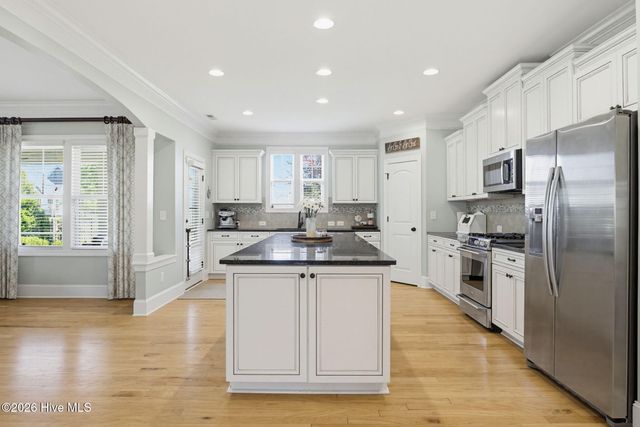 425 Lanyard Drive, Newport, NC 28570