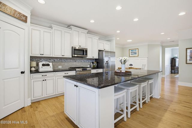 425 Lanyard Drive, Newport, NC 28570