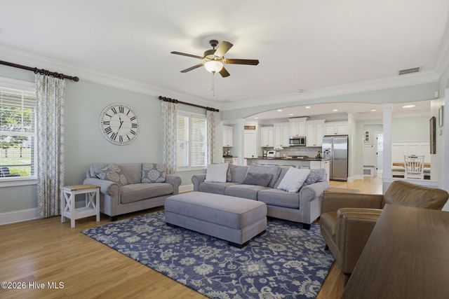 425 Lanyard Drive, Newport, NC 28570