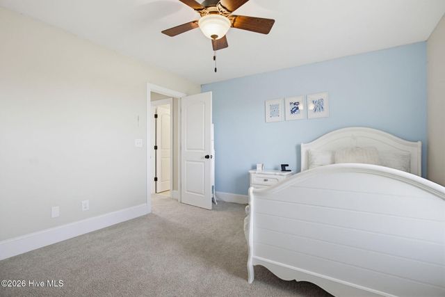 425 Lanyard Drive, Newport, NC 28570