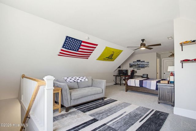 425 Lanyard Drive, Newport, NC 28570