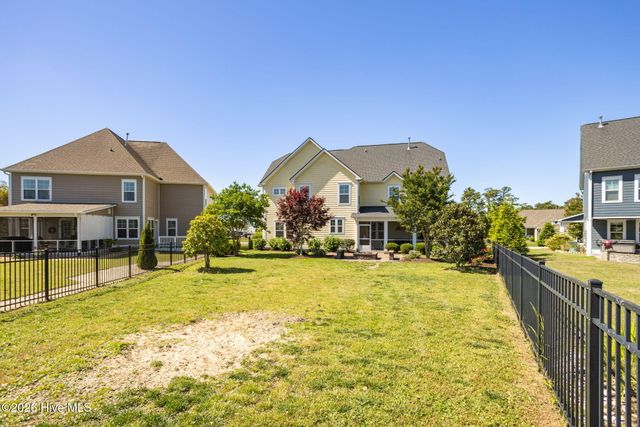 425 Lanyard Drive, Newport, NC 28570