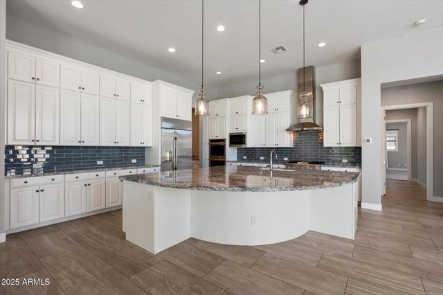 1270 E LYNX Way, Gilbert, AZ 85298