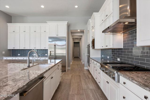 1270 E LYNX Way, Gilbert, AZ 85298