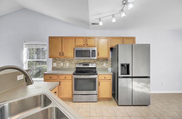 8617 Madelyn Street, North Charleston, SC 29406