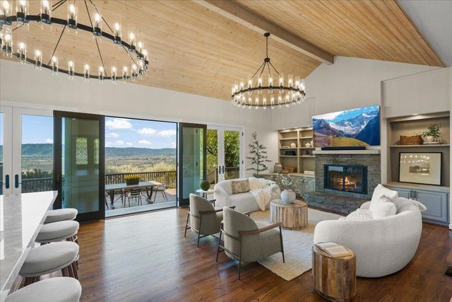 9539 Via Del Cielo, Gilroy, CA 95020