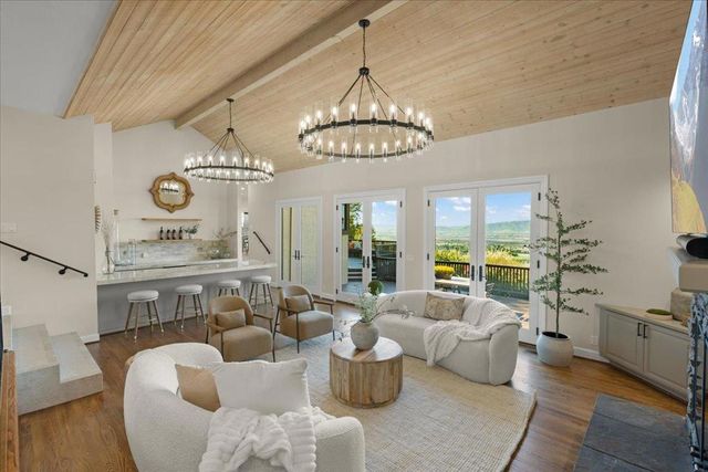 9539 Via Del Cielo, Gilroy, CA 95020