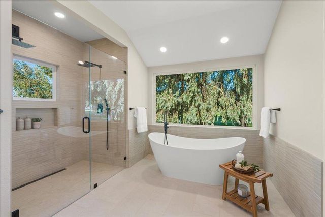 9539 Via Del Cielo, Gilroy, CA 95020