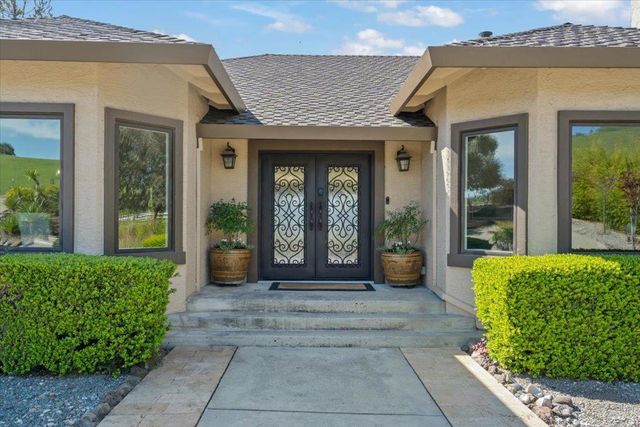 9539 Via Del Cielo, Gilroy, CA 95020