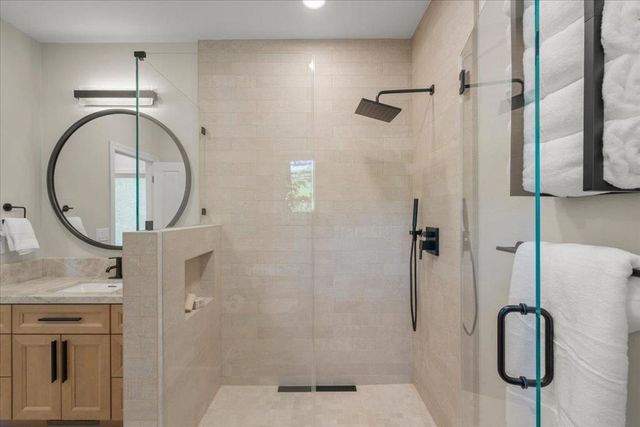 9539 Via Del Cielo, Gilroy, CA 95020