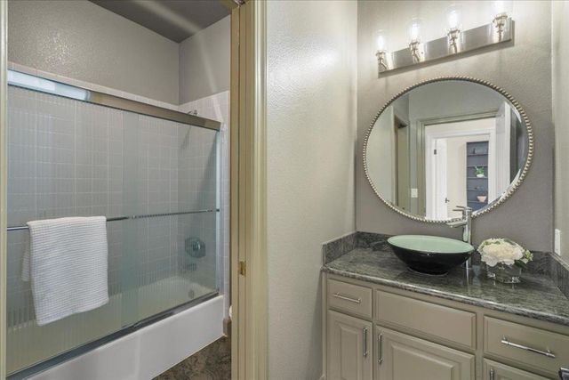 9539 Via Del Cielo, Gilroy, CA 95020