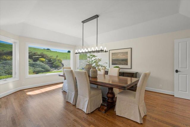 9539 Via Del Cielo, Gilroy, CA 95020