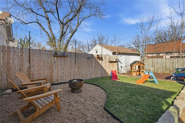 4321 BELLEFONTAINE Avenue, Kansas City, MO 64130